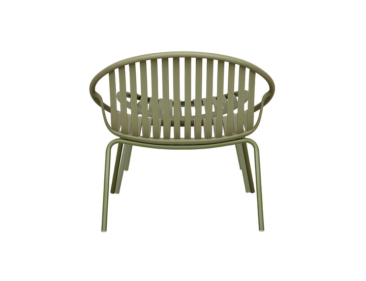 Ample Outdoor Plastic Relaxing Chair
