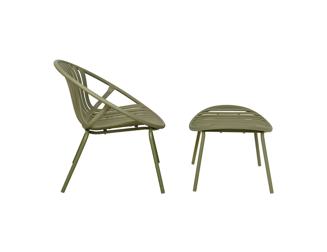 Ample Outdoor Plastic Relaxing Chair