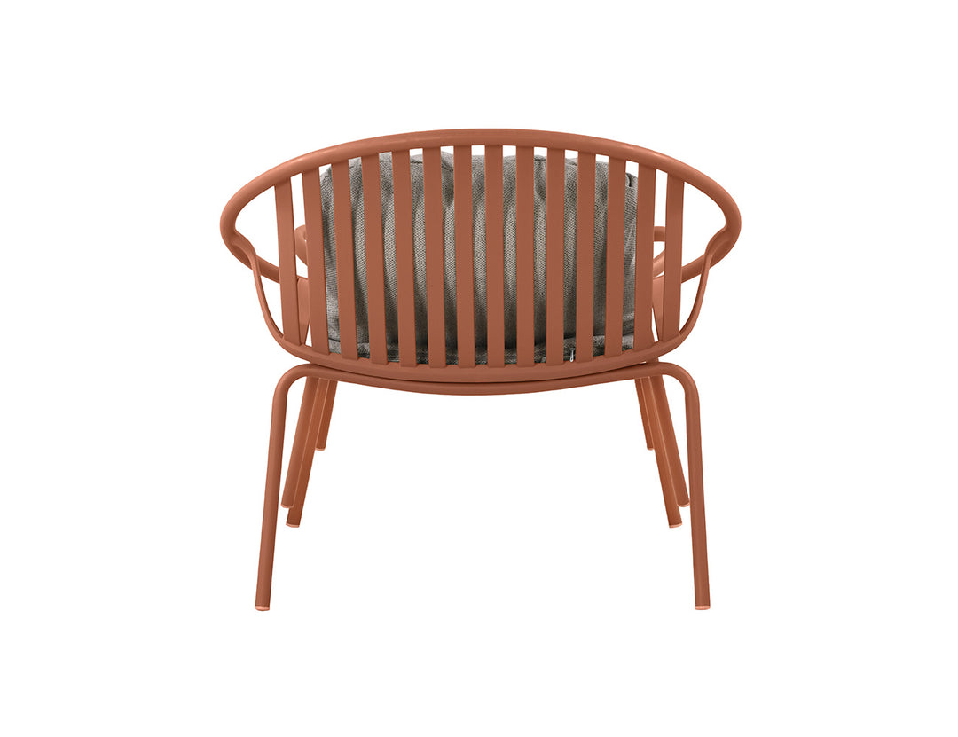 Ample Outdoor Plastic Relaxing Chair