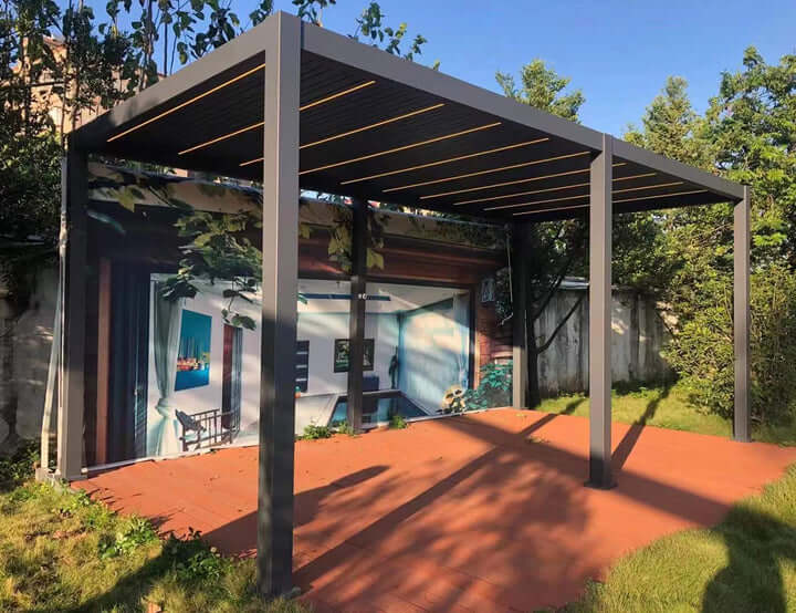 Custom Louvred Pergola