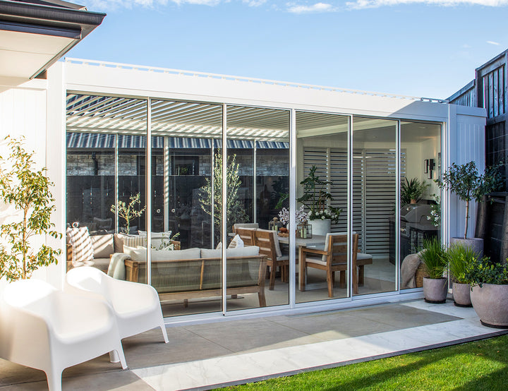 Frame Glass Sliding Door for Baltic Freestanding Pergola Size: 2m Colour: Black