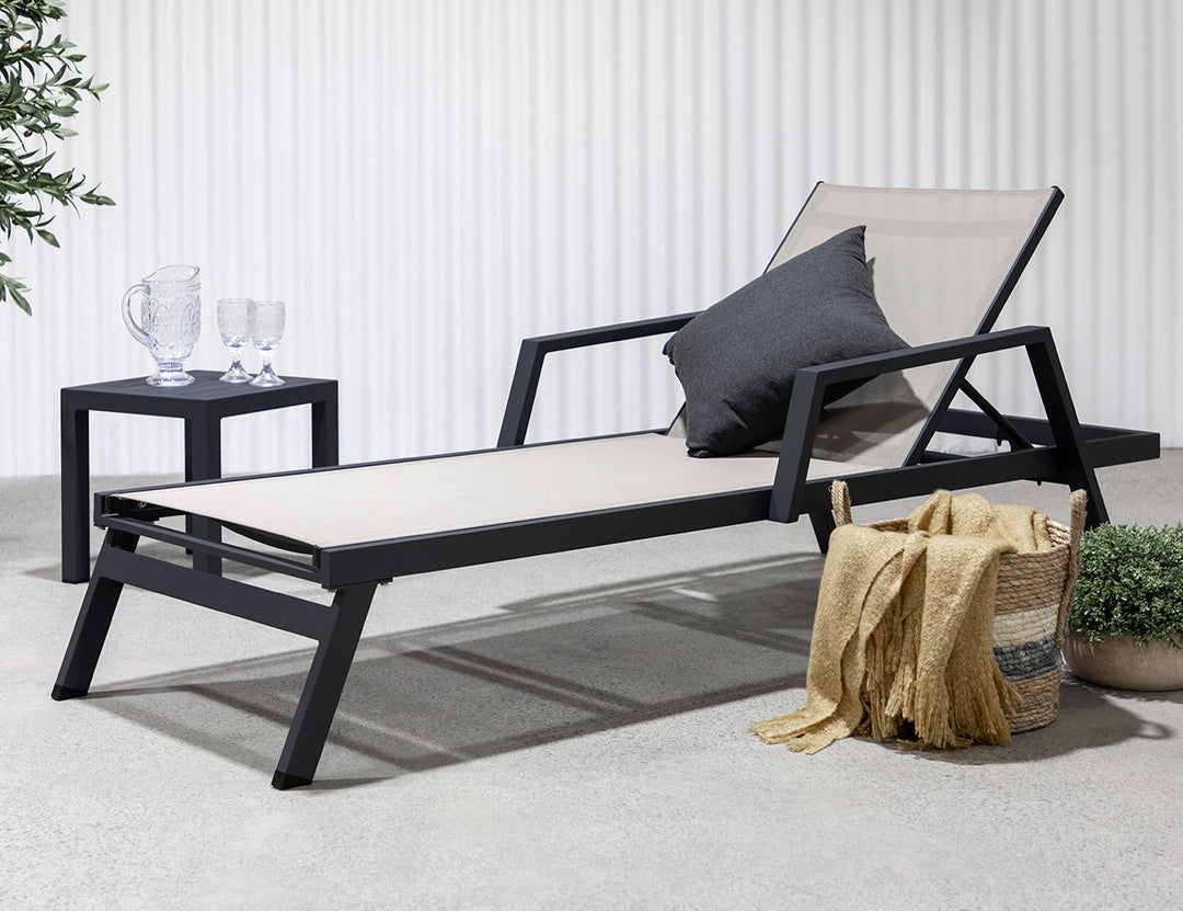 Dotterel Sun Lounger Colour: Grey