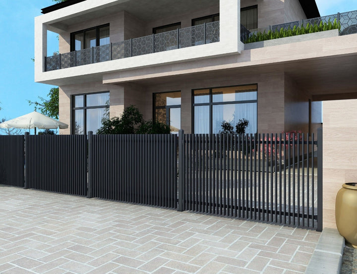 Aluminium Blade Fence Panel - Vertical(DIY) Size: 2.4 x 1.8m Color: Black