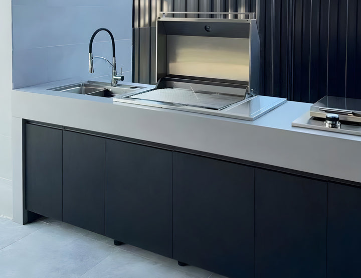 Custom Capricom Outdoor kitchen 1.0