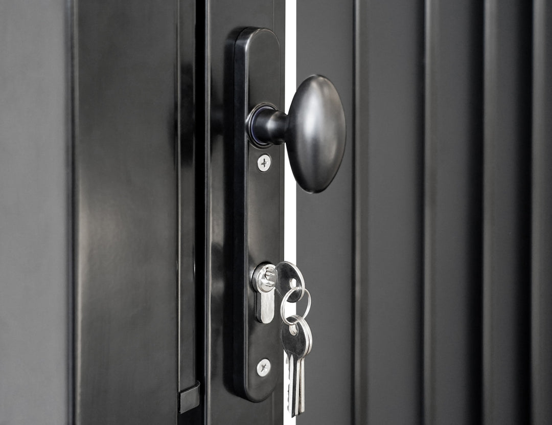 Aluminium Blade Gate Size: 0.97 x 1.8m Color: Black