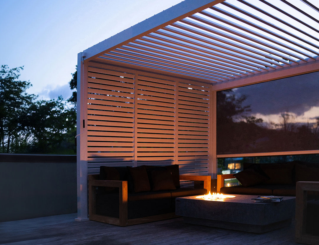Baltic Manual Freestanding Louvre Roof Aluminium Pergola Size: 2 x 2m Color: Black