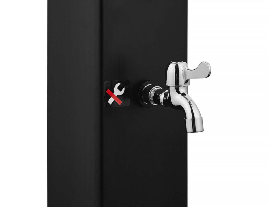 Modern Freestanding Outdoor Shower - Solar Heated - 40L