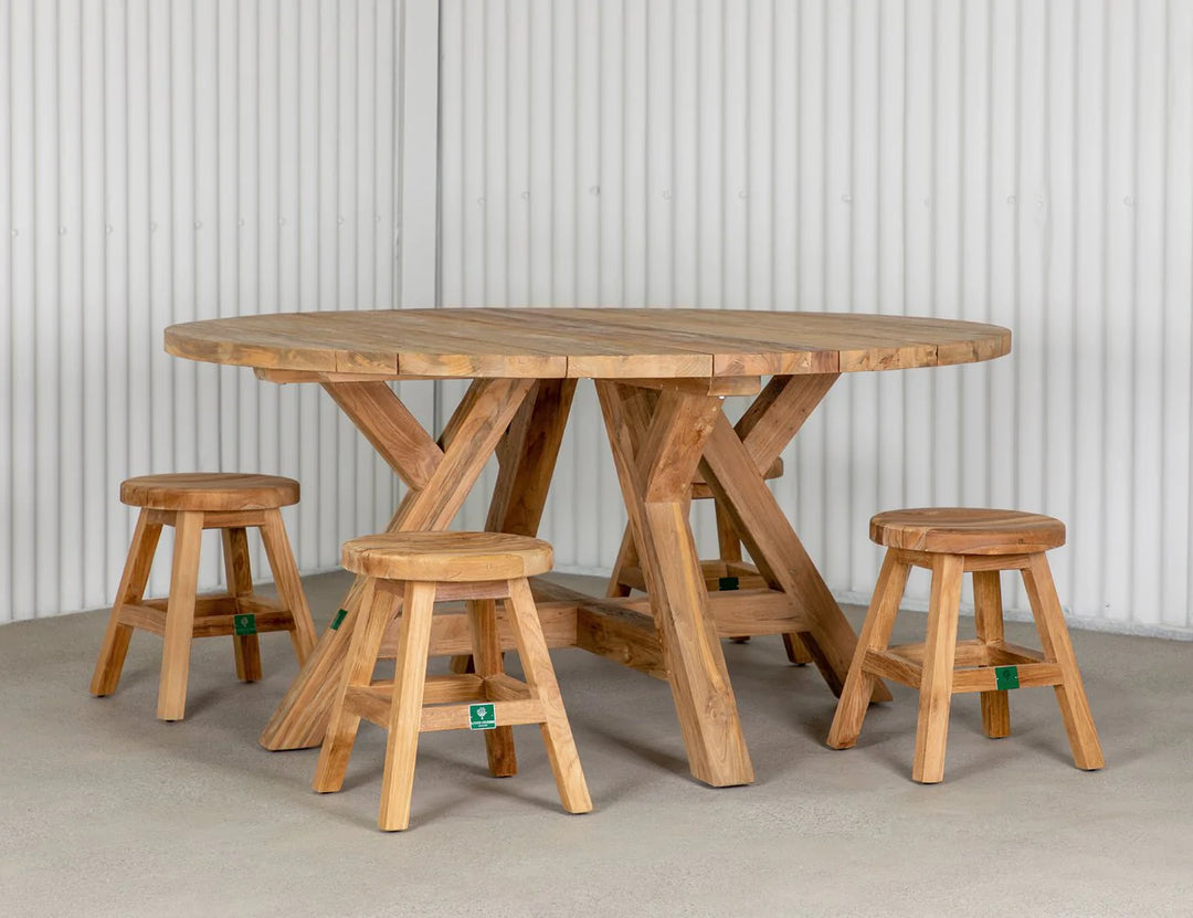 Caturra Teak Round Dining Table size: 160cm