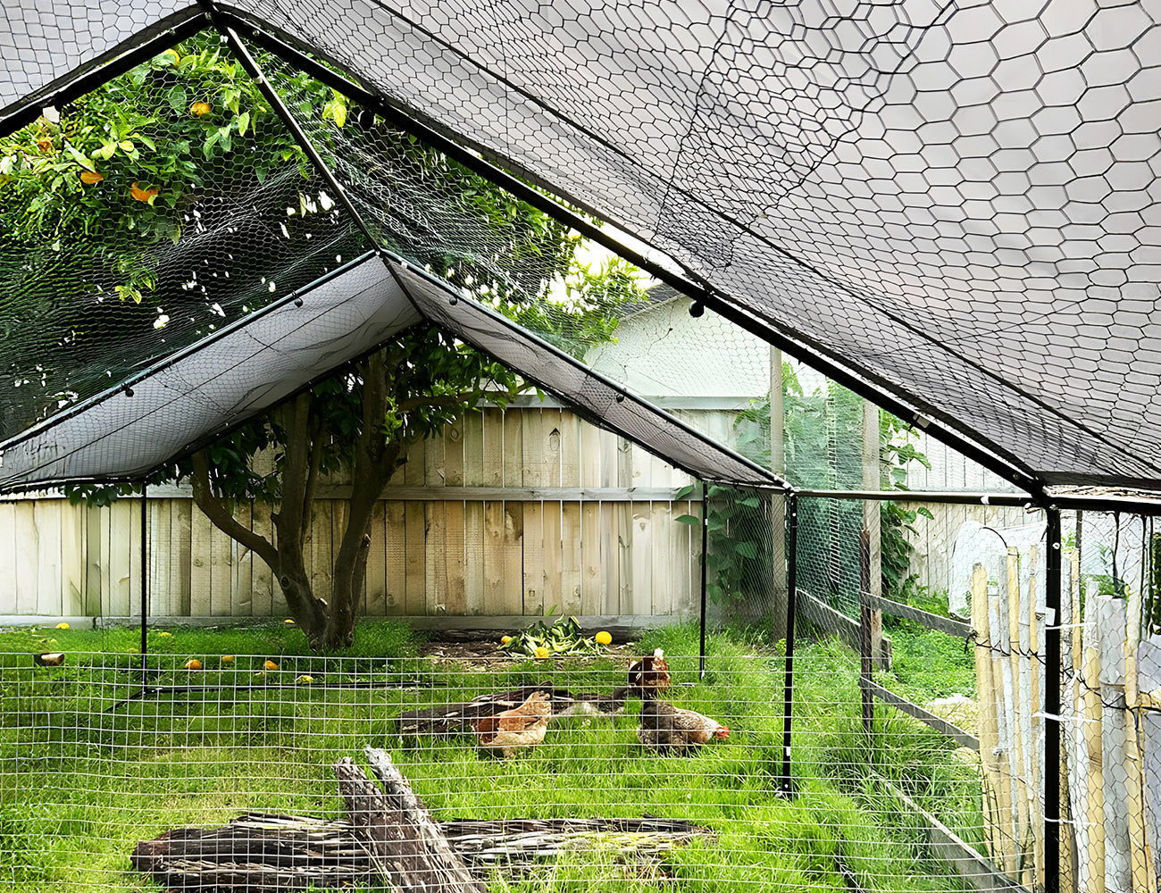 Durable Outdoor Chicken Run XL Rabbit Hutch, UV Cover