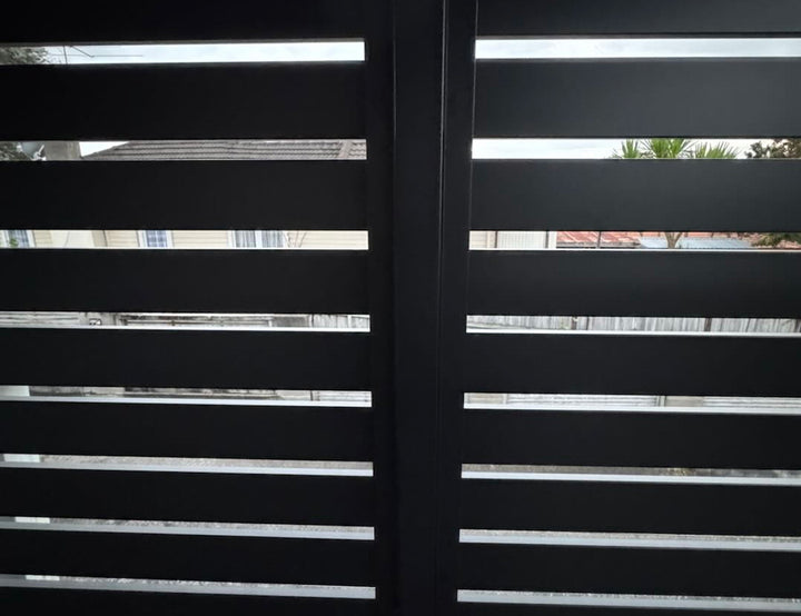 Tongue and Groove Privacy Screen for Tasman Wall Mounted Pergola
