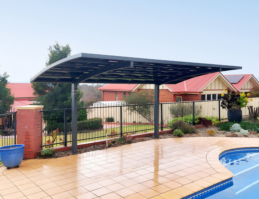 Cantilever Patio Cover 550x 280 x 316cm